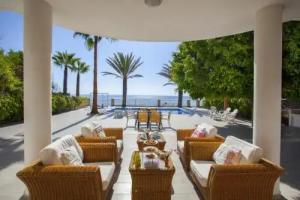 Imagine Your Family Renting This Luxury Beachfront Villa, Larnaca Villa 1399, Pervolia