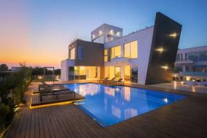 Cove Seaview Villas, Ayia Napa