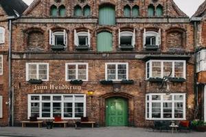 Hotel zum Heidkrug & Cafe Lil, Luneburg