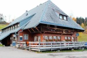 Stollenbacher Hutte auf 1092m, Oberried