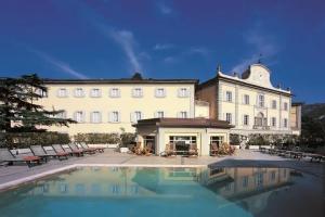 San Giuliano Terme - Hotels