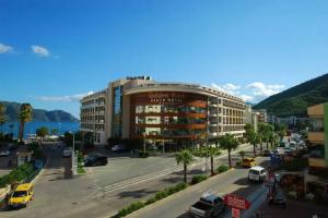 Golden Rock Beach, Marmaris