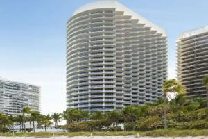 The St Regis Bal Harbour Resort, Miami Beach