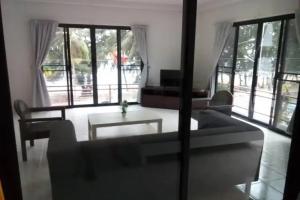 Rayong Sea View Apartment, Ban Chak Phai