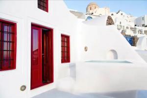 The Architect's Cave House, Oia