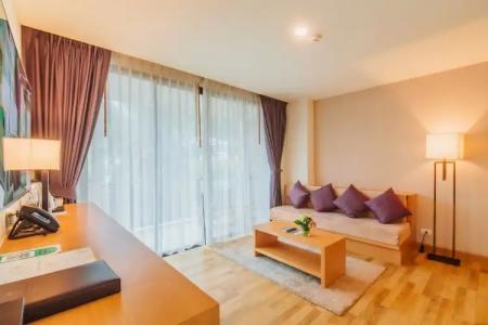 The Lunar Patong - SHA Certified - 121