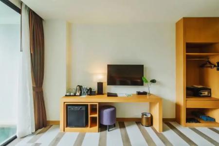 The Lunar Patong - SHA Certified - 112