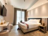 Comfort Double room with balcony and with courtyard view