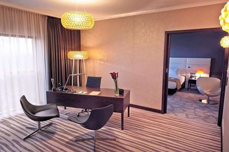 DoubleTree by Hilton Lodz - 150