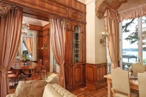 Bed & Breakfast «La Vittoriana», Salo