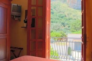 Raggio di Sole Bed & Breakfast, Macari