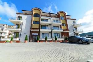 Asi Apartments, Obzor