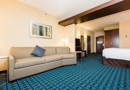 Fairfield Inn & Suites by Marriott Edmonton North - 6