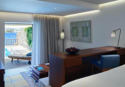 Elounda Peninsula All Suite, Six Senses Spa - 1