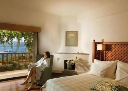 Elounda Peninsula All Suite, Six Senses Spa - 47