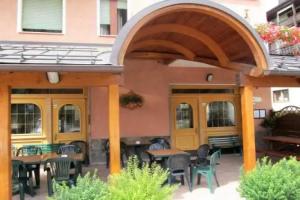 Green Base Hotel B&B, Croviana