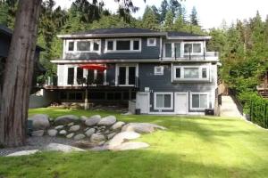 Riverfront Bed and Breakfast, North Vancouver