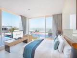 1 Bedroom Suite with balcony and with sea view