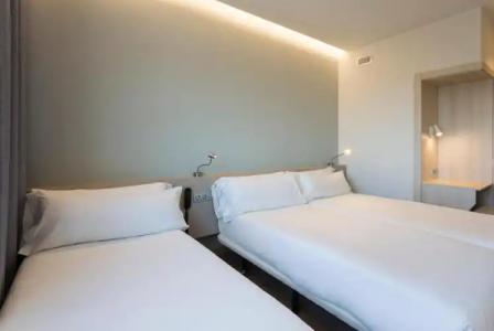 B&B Barcelona Viladecans - 23