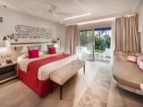 Romance Deluxe Swim Up Double room