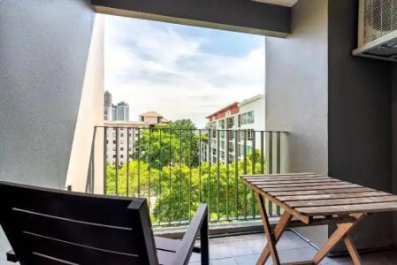Naga Residence - 102