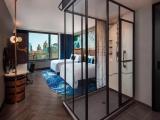 Standard Double room with city view