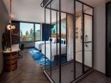 Standard Quadruple room with city view