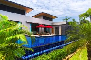 Villa Aroha by TropicLook, Nai Harn