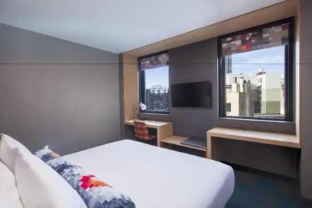 Aloft Long Island City-Manhattan View - 49