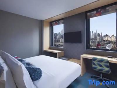 Aloft Long Island City-Manhattan View - 32