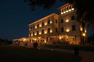 Fauglia - Hotels