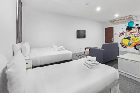 Pula Silom - 69