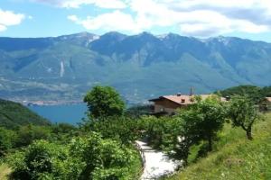 Farm Stay «Agriturismo La Zangola», Tremosine