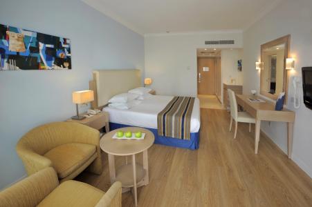 Olympic Lagoon Resort Paphos - 42