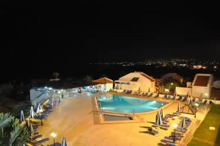 Helios Bay and Suites - 16