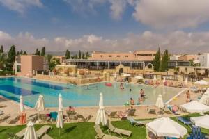 Akteon Holiday Village, Paphos