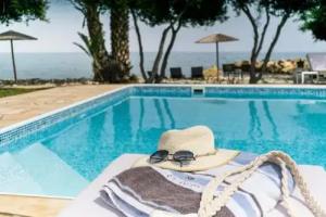 Elya Beach Luxury Suites, Ayios Theodhoros