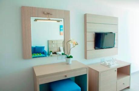 Limanaki Beach & Suites - 173