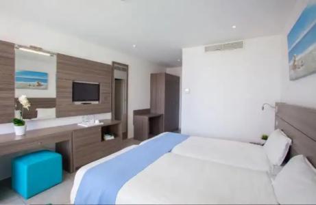 Limanaki Beach & Suites - 155