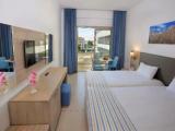 Superior Double room with partial sea view