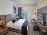 Superior room with sea view