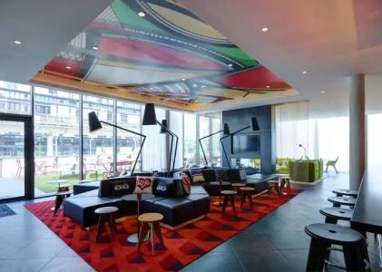 citizenM Paris La Defense - 10