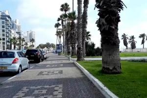 Beachfront Apartment Bat Yam 613, Bat Yam