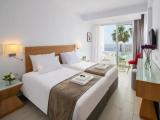 Superior Double room with partial sea view