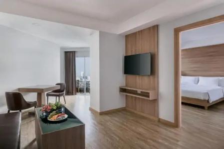Adelphi Grande Sukhumvit - 103