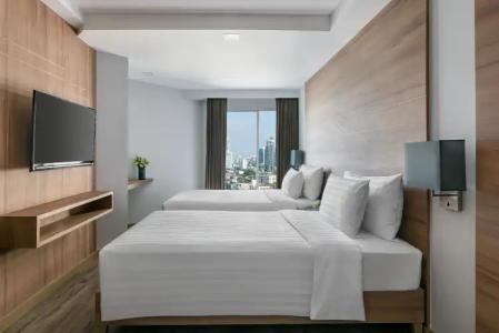Adelphi Grande Sukhumvit - 0