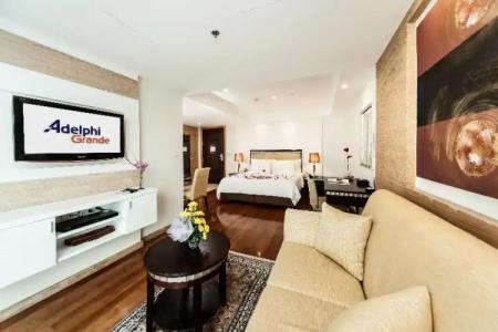 Adelphi Grande Sukhumvit - 27