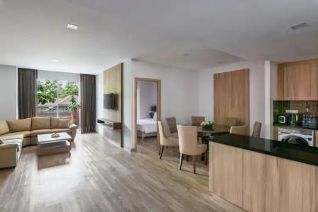 Adelphi Grande Sukhumvit - 11