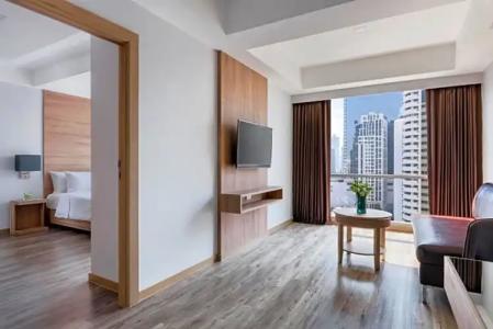 Adelphi Grande Sukhumvit - 50