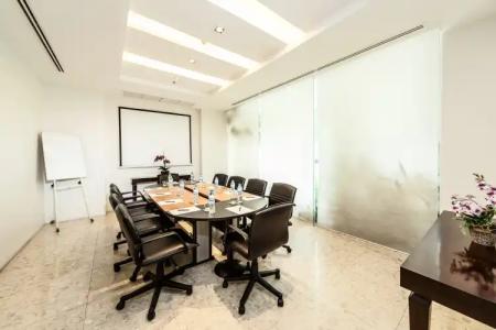 Adelphi Grande Sukhumvit - 18
